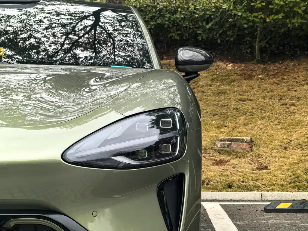 XIAOMI CAR XIAOMI SU7