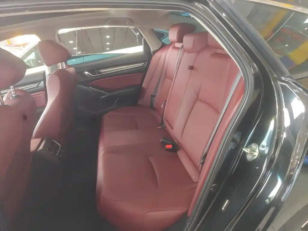 Honda Accord — миниатюра 17