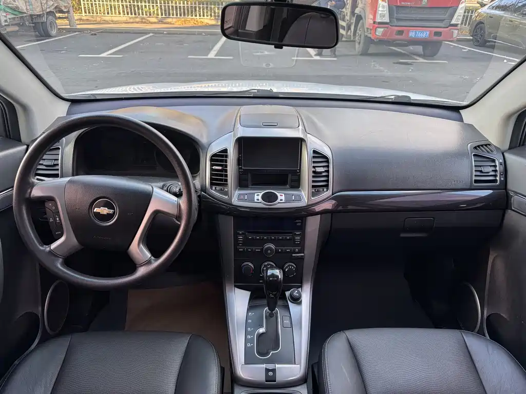Chevrolet Captiva — миниатюра 6