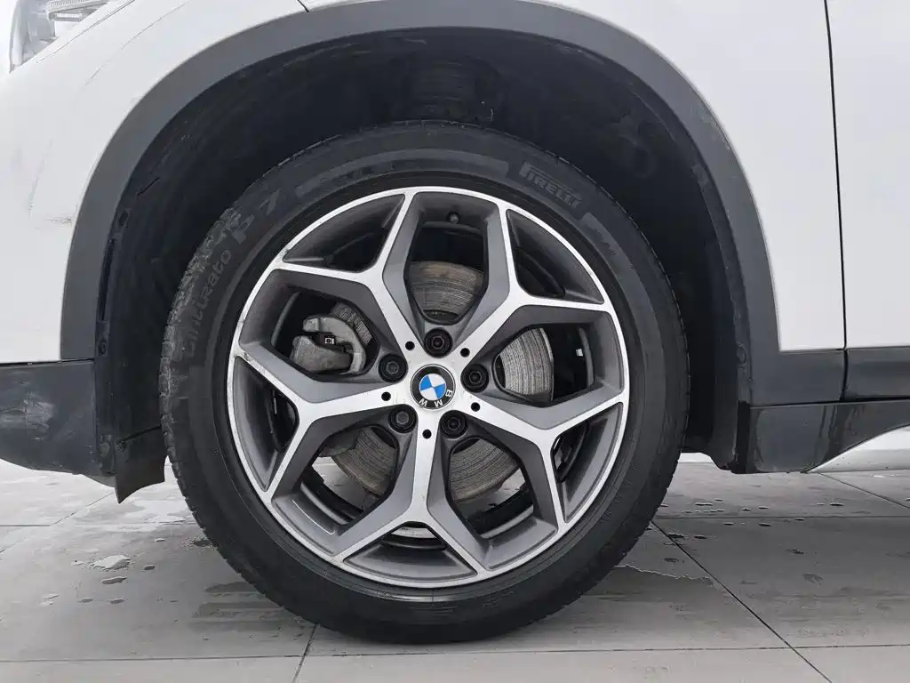 BMW X1 — миниатюра 17