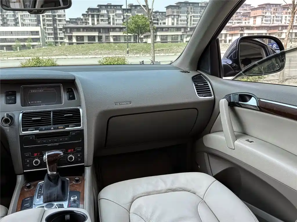 Audi Q7 — миниатюра 17