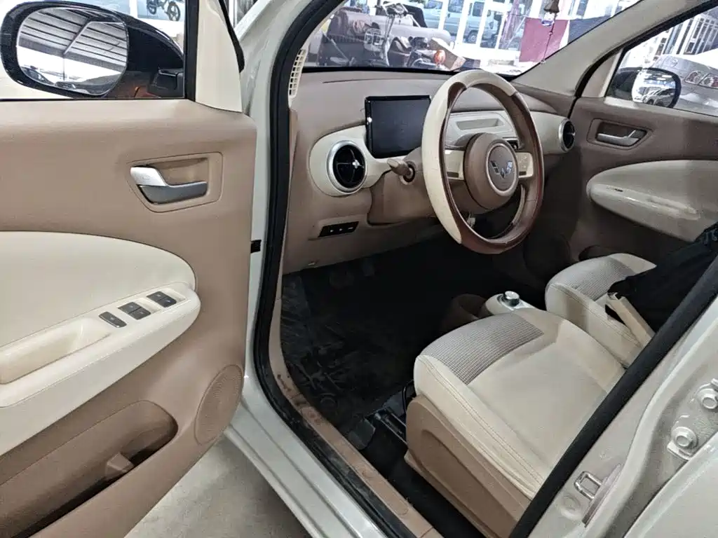 Wuling MINIEV — миниатюра 16