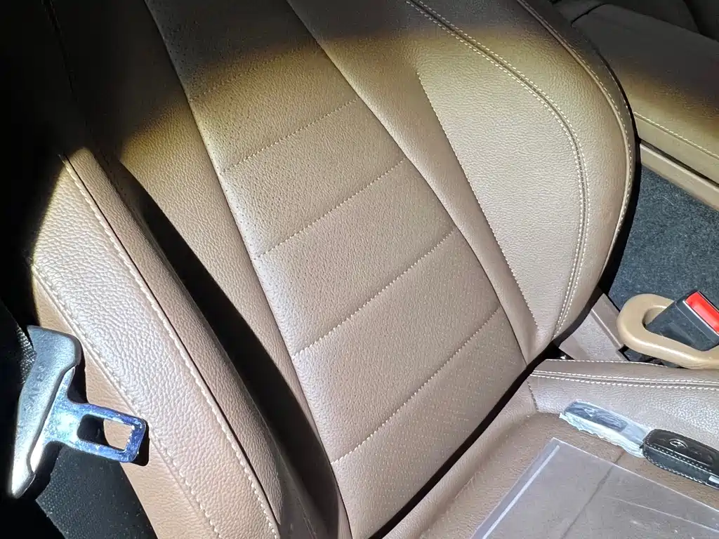 Mercedes-Benz E-Class — миниатюра 24