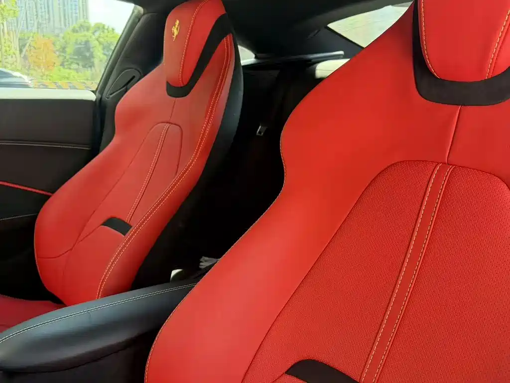 Ferrari Roma — миниатюра 8