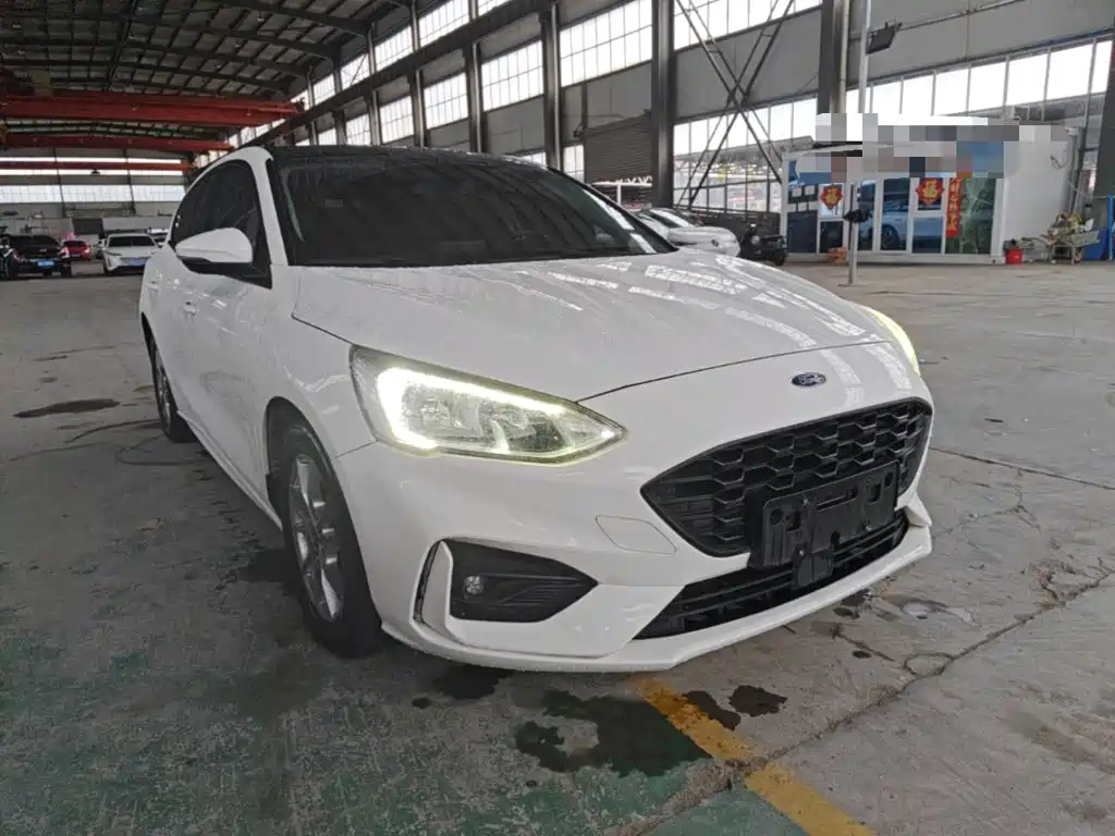 Ford Focus — миниатюра 4