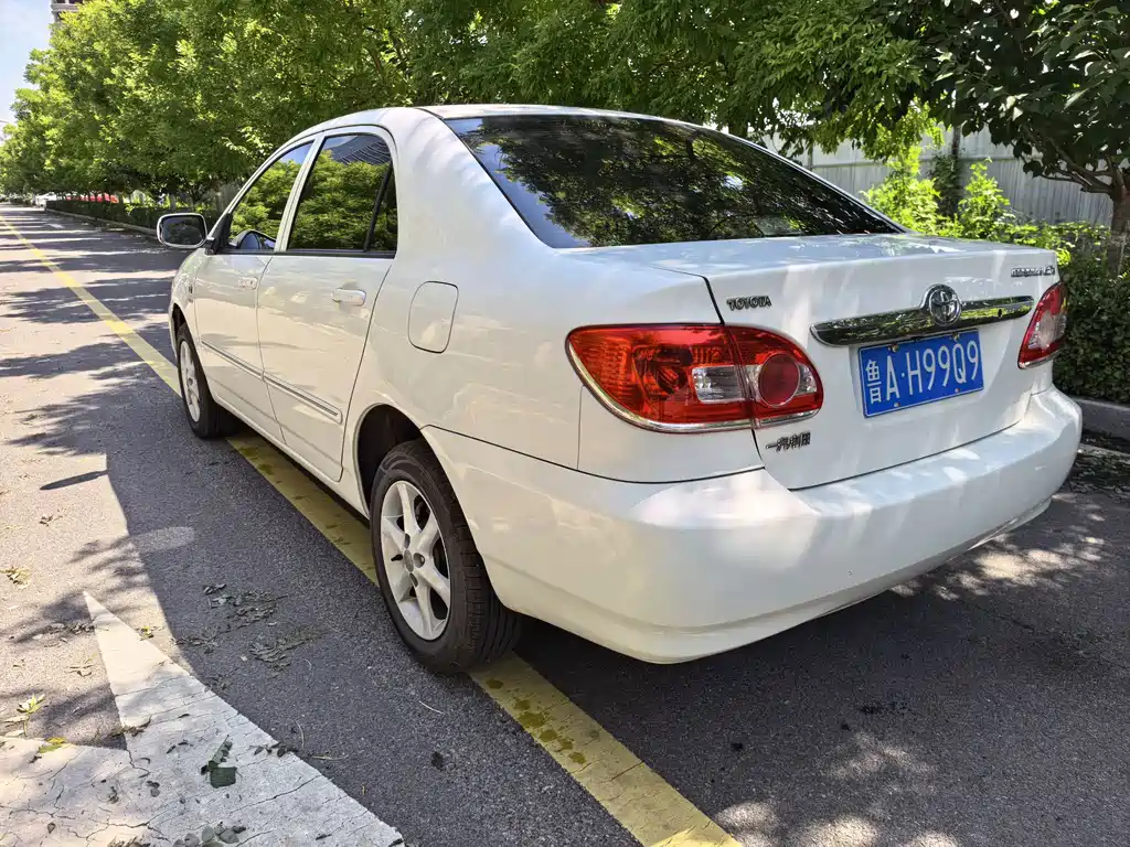 Toyota Corolla — миниатюра 6