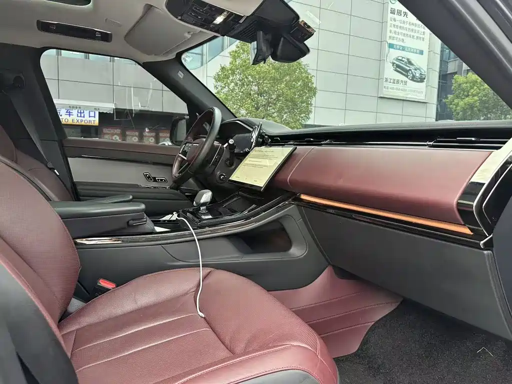 Land Rover Sport — миниатюра 6