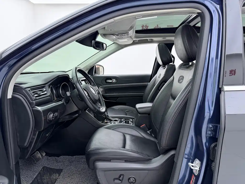 JEEP GRAND COMMANDER