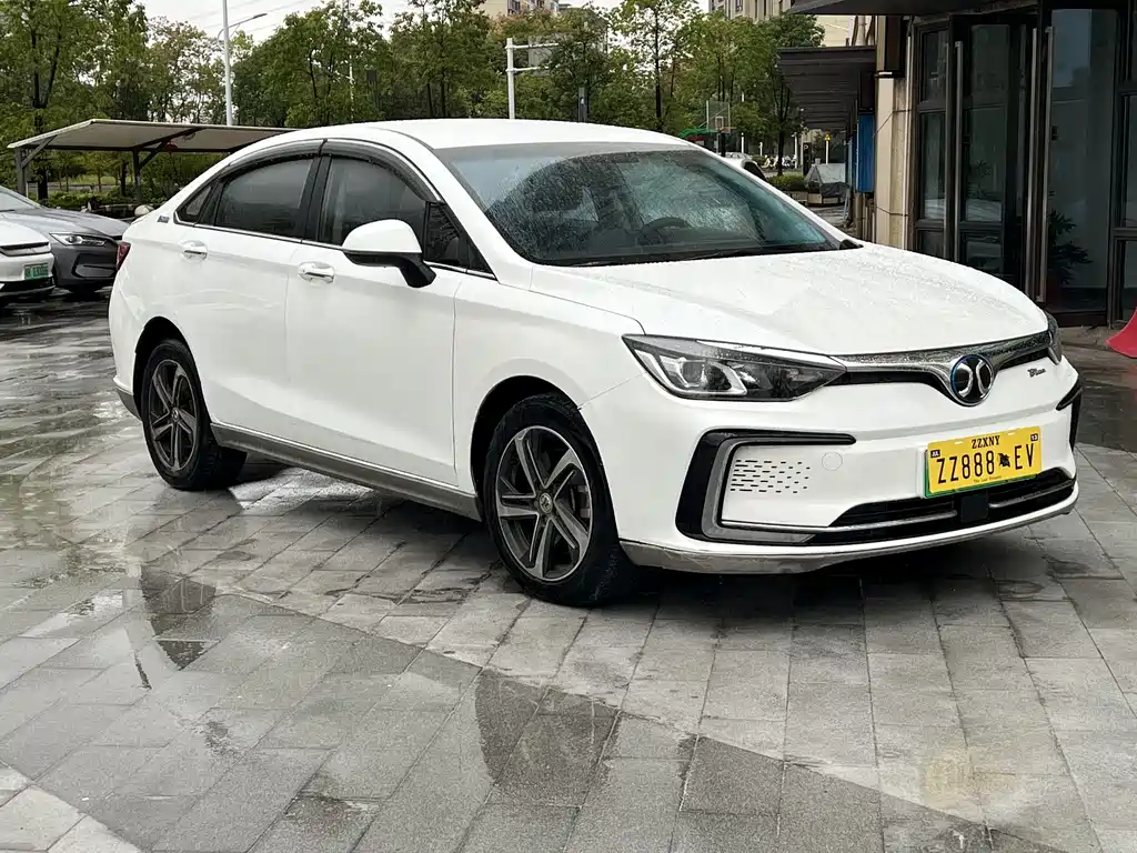 BAIC EU5 — миниатюра 2
