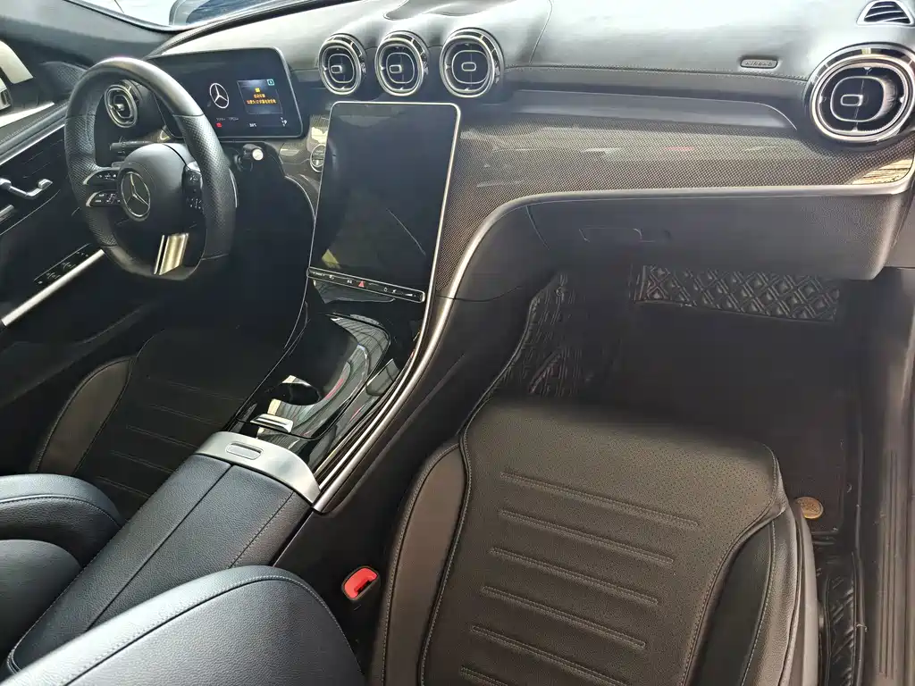 Mercedes-Benz C-Class — миниатюра 18