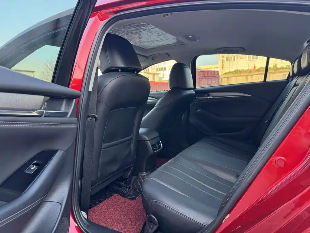 Mazda Atenza — миниатюра 10