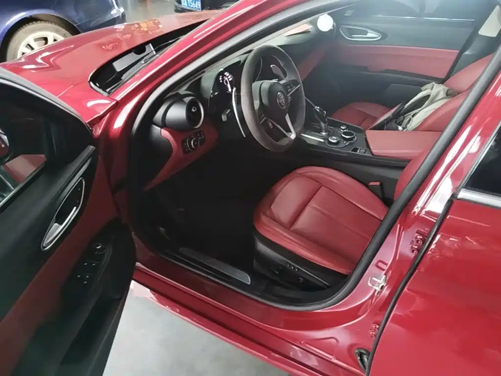 Alfa Romeo Giulia — миниатюра 16