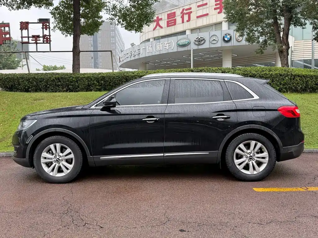 Lincoln MKX — миниатюра 3