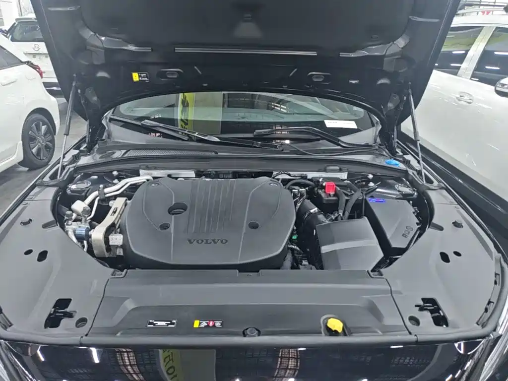 Volvo S90 — миниатюра 20