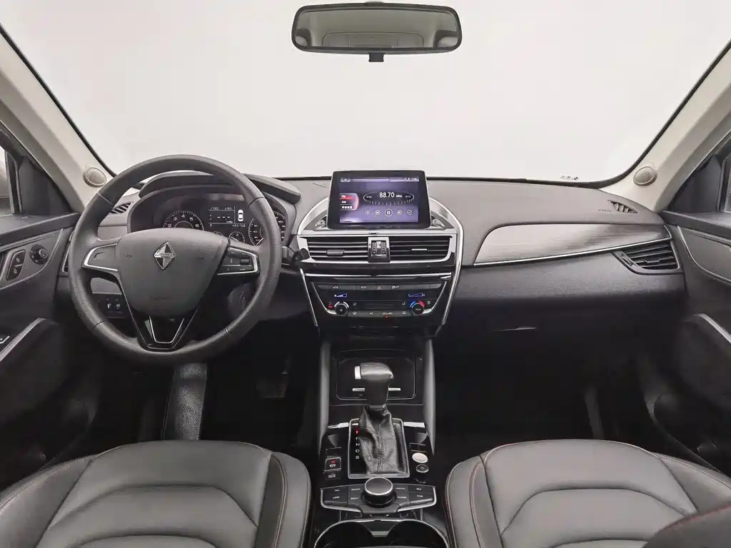 Borgward BX5 — миниатюра 5