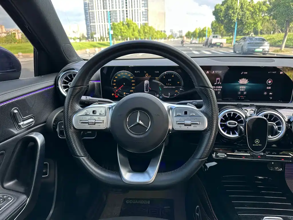 Mercedes-Benz A-Class — миниатюра 15