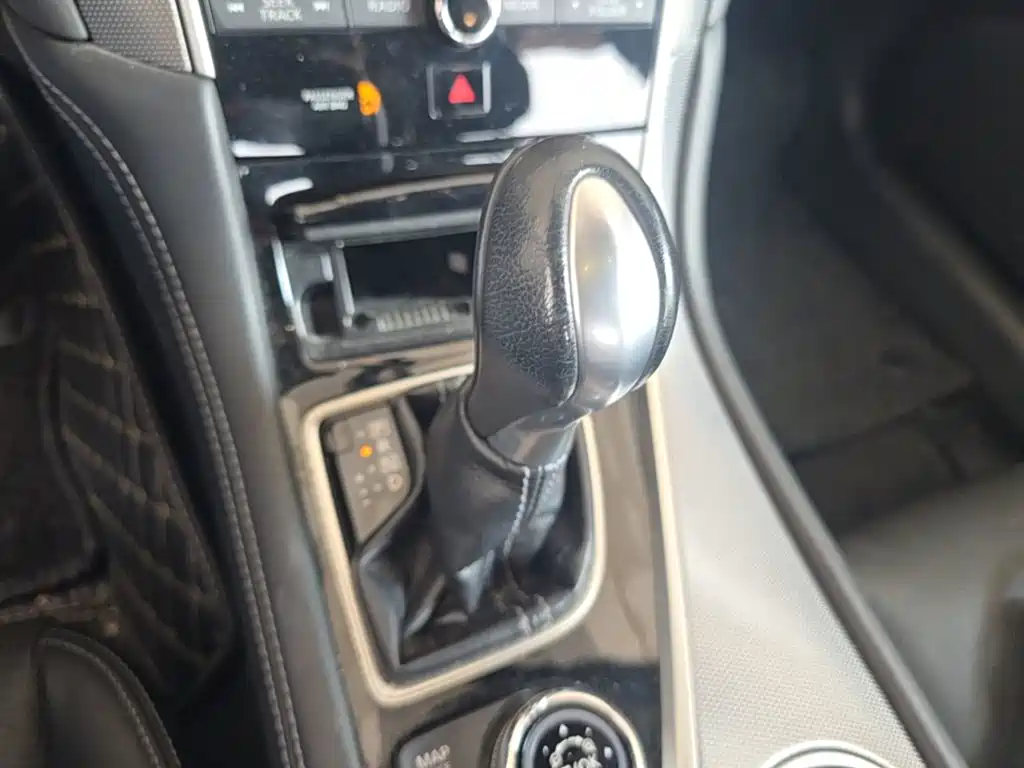 Infiniti Q50L — миниатюра 19
