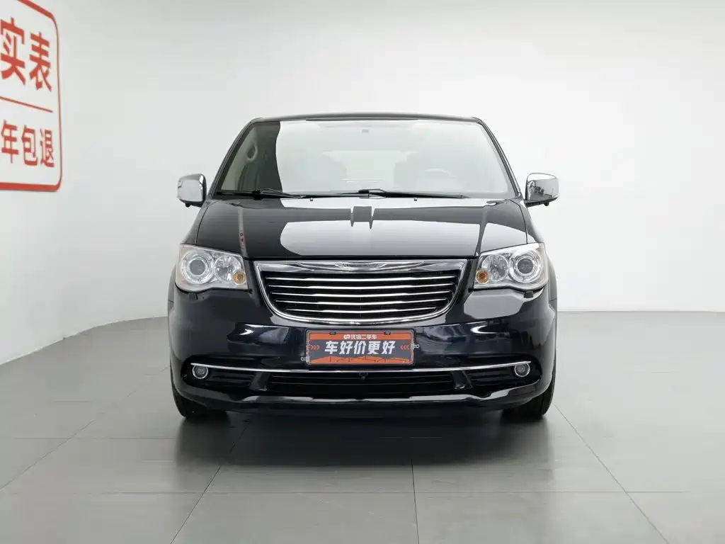 Chrysler Grand Voyager (Import) — миниатюра 3