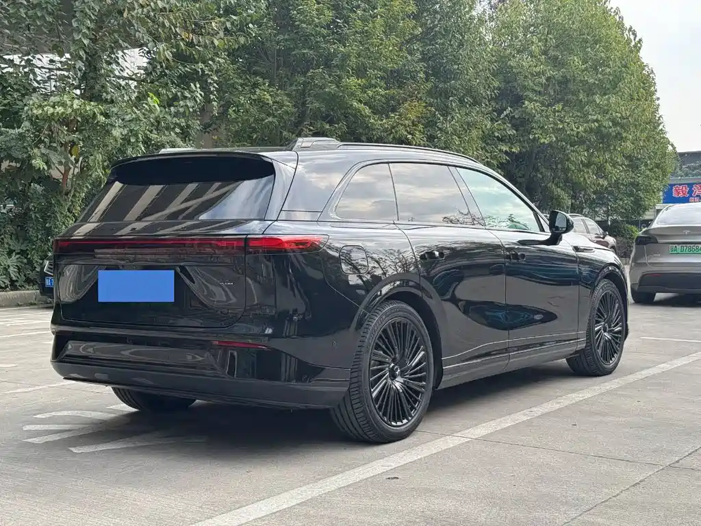XPeng G9 — миниатюра 5