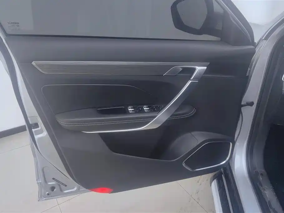 GEELY AUTOMOBILE BOYUE