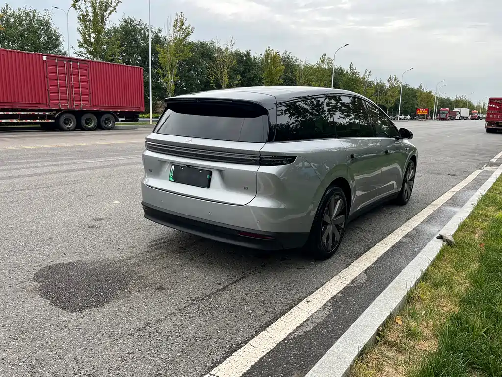 Li Auto Идеальный I8 — миниатюра 21