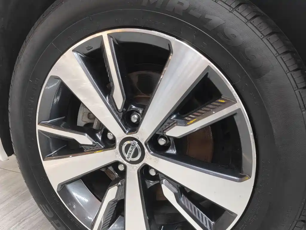 Nissan Bluebird 2020 1.6L CVT