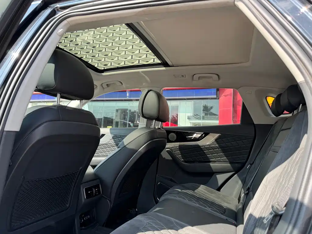 Hongqi Hongqi HS5 — миниатюра 16