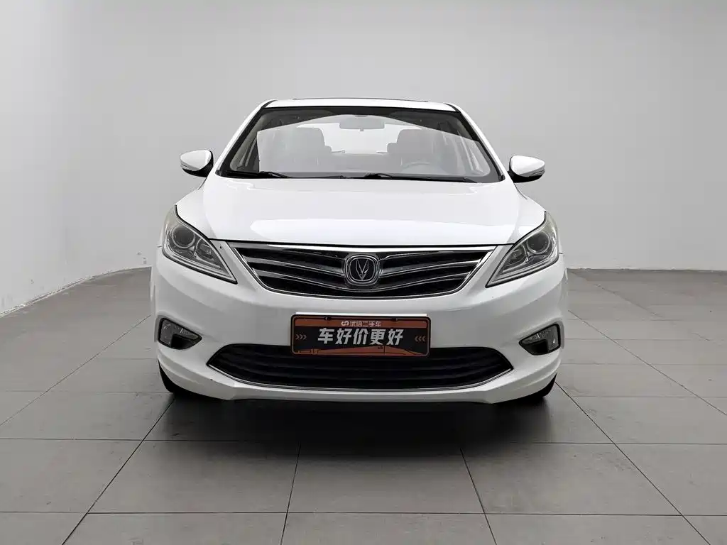 Changan Eado — миниатюра 3