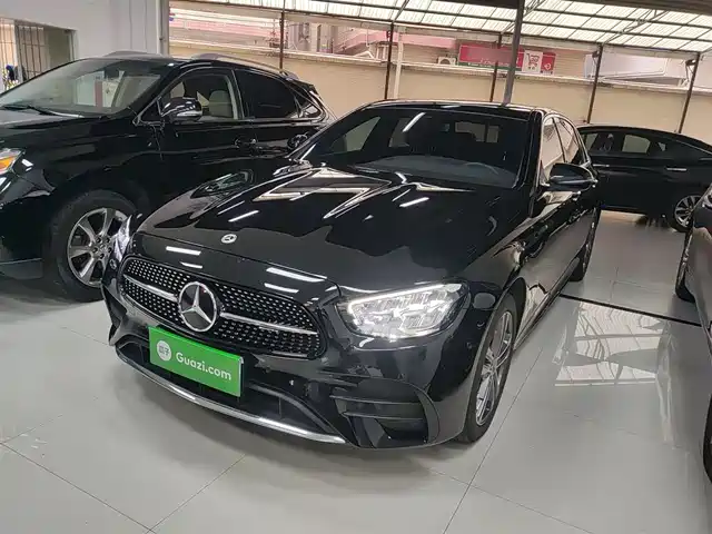 MERCEDES-BENZ  E CLASS