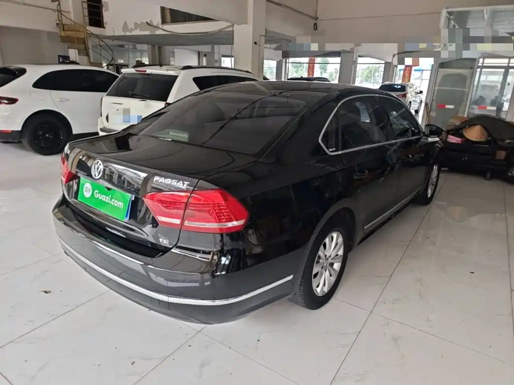 Volkswagen Passat — миниатюра 7