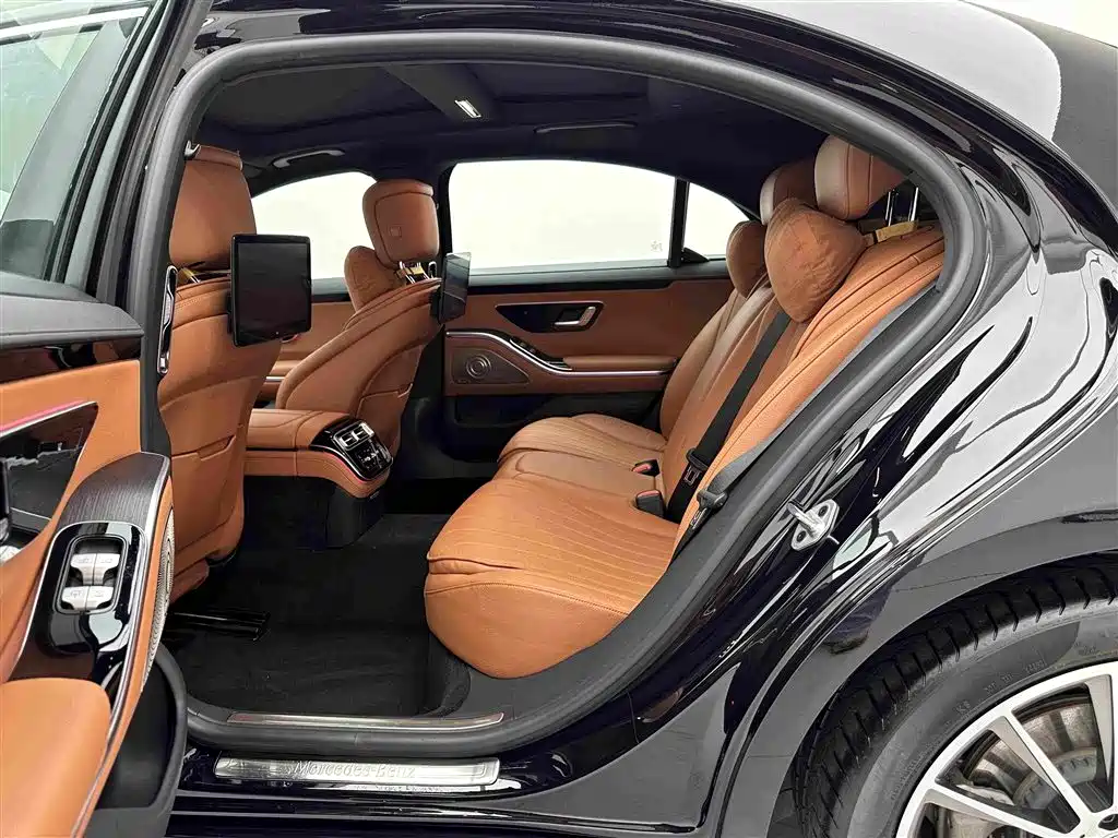 Mercedes-Benz S-Class — миниатюра 17