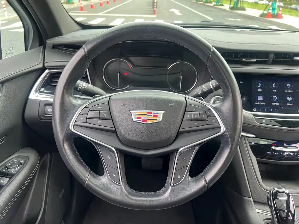 Cadillac XT5 — миниатюра 17