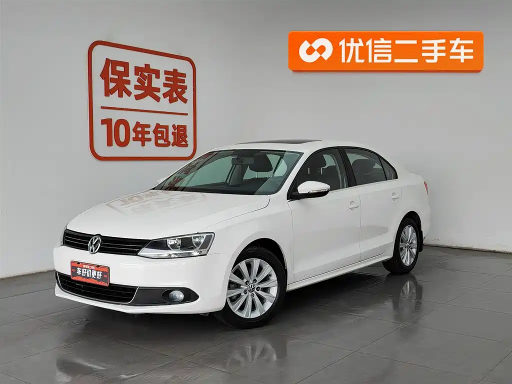 Volkswagen Sagitar 2015