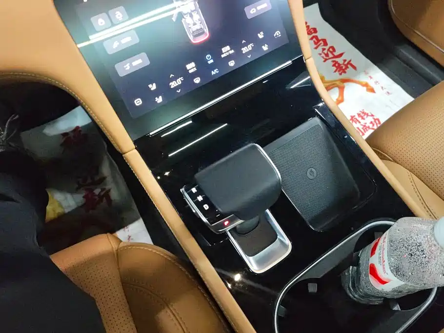 Li Auto Li ONE — миниатюра 16