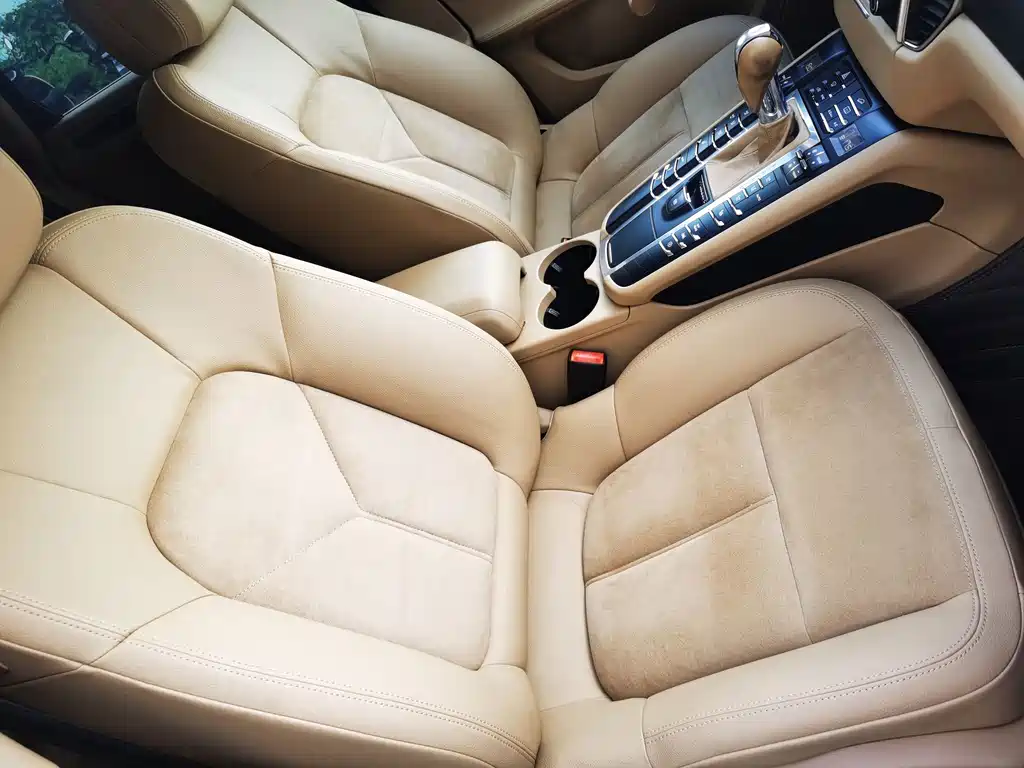 Porsche Macan — миниатюра 10