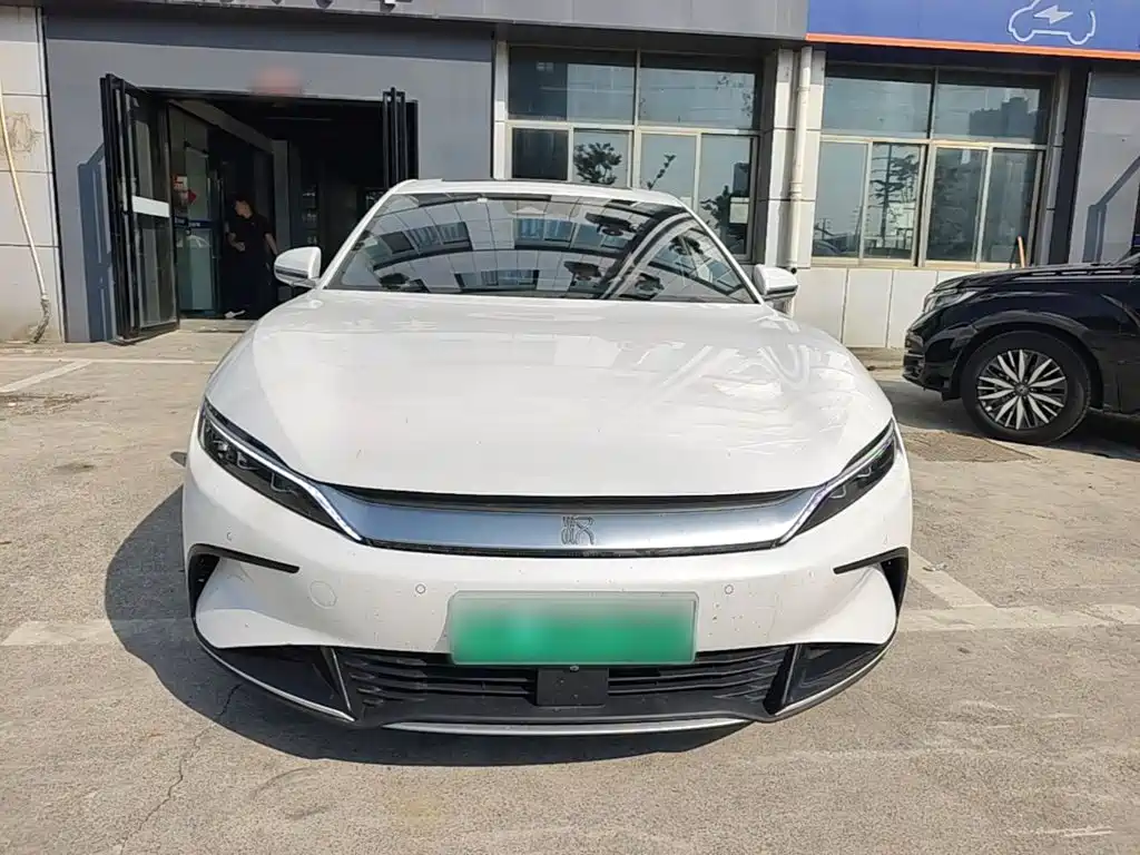 BYD Han — миниатюра 3