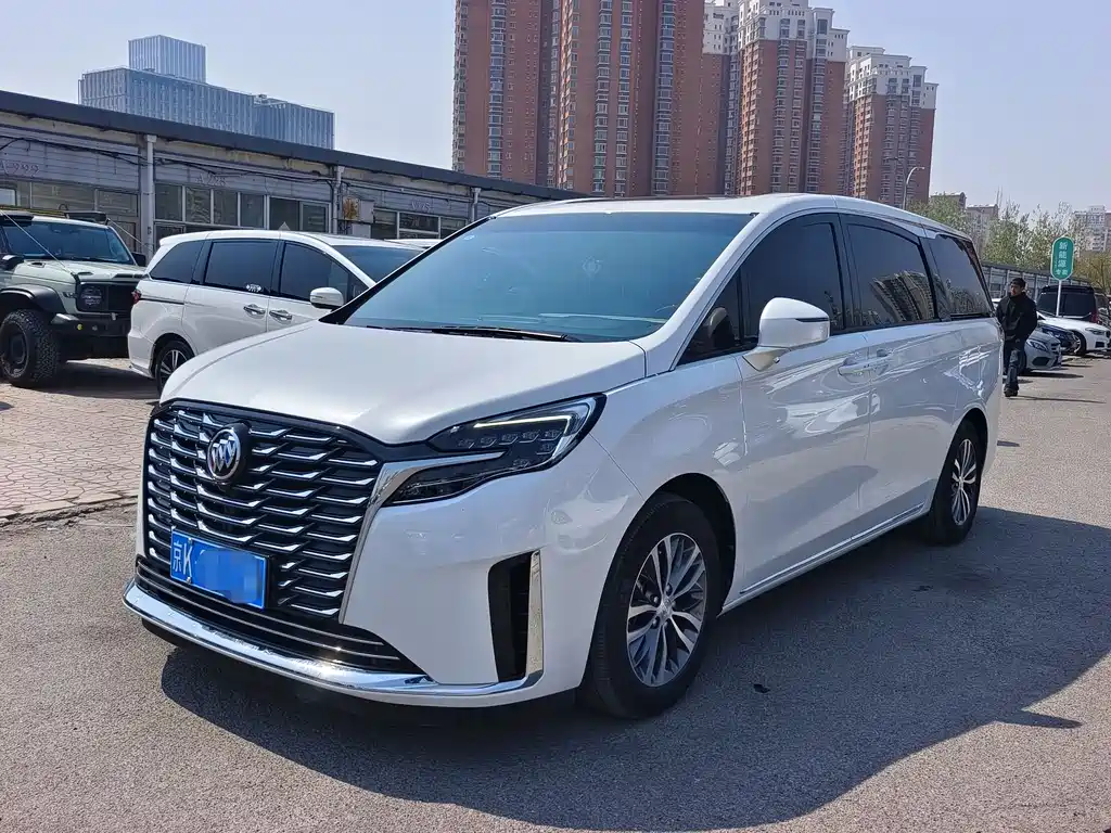 Buick GL8 2023