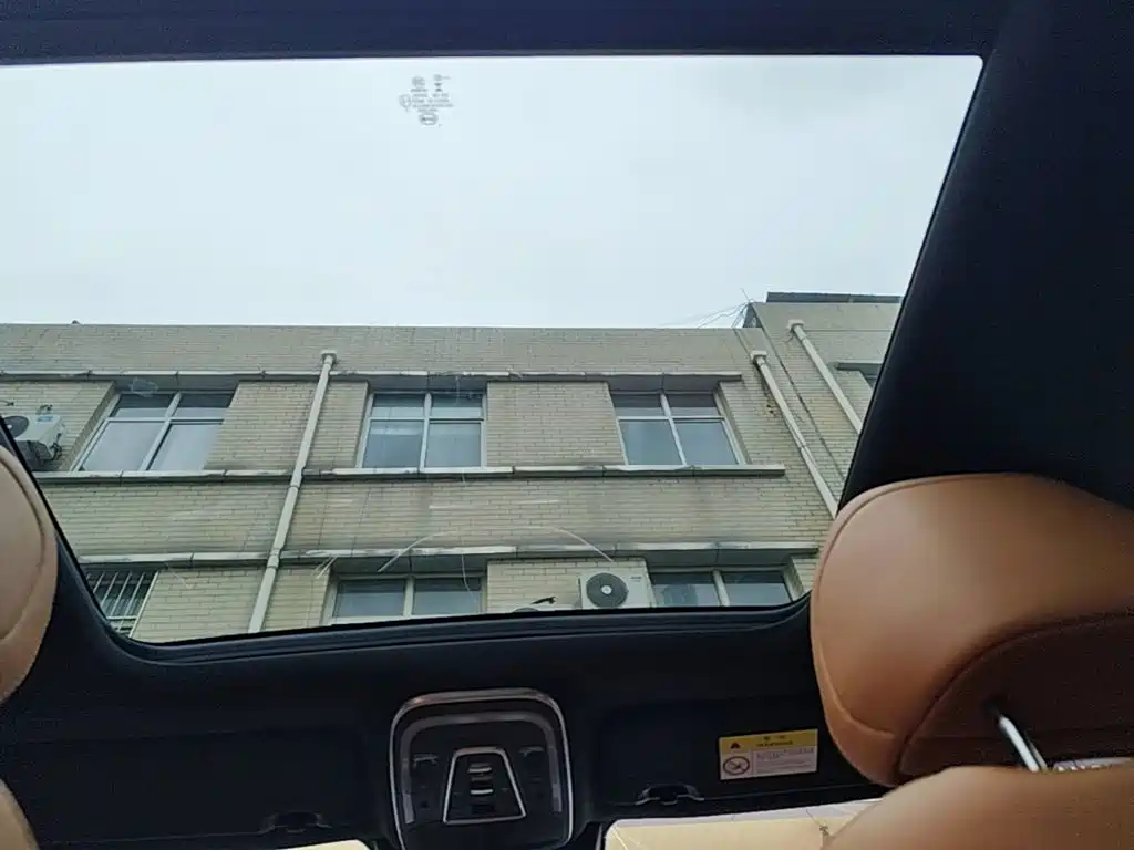 BYD Tang New Energy — миниатюра 18