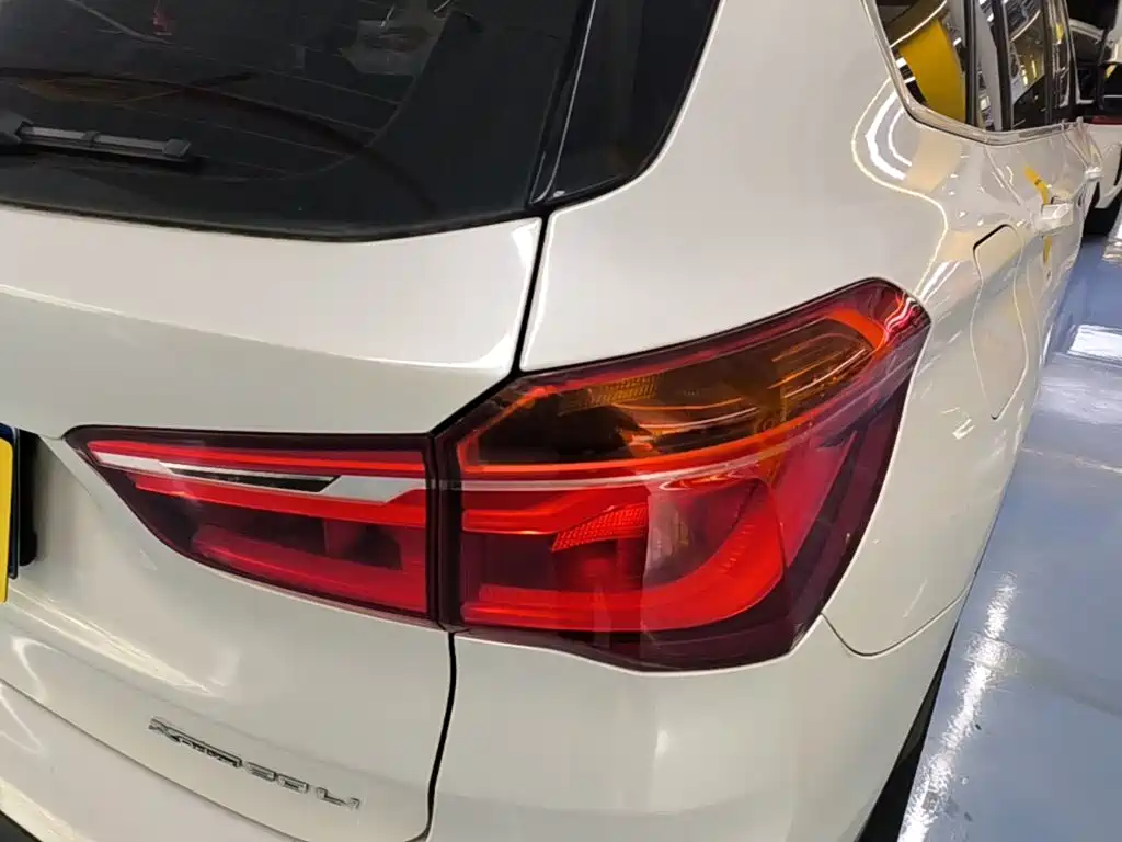 BMW X1 — миниатюра 8