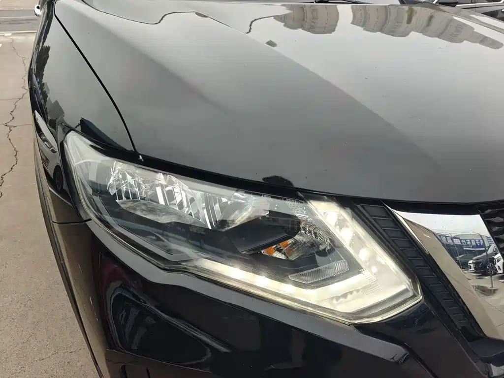 Nissan X-Trail — миниатюра 13