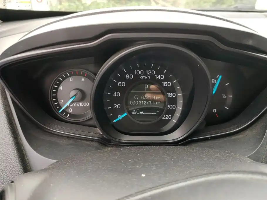 Ford Escort — миниатюра 14