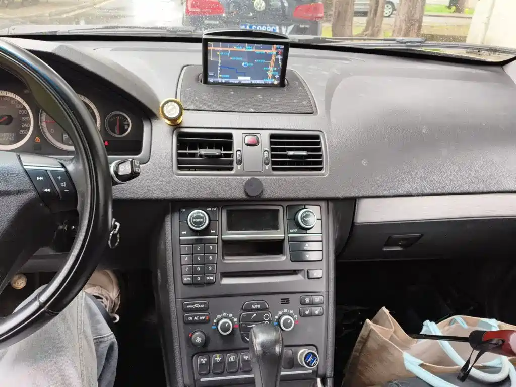 Volvo XC Classic — миниатюра 14