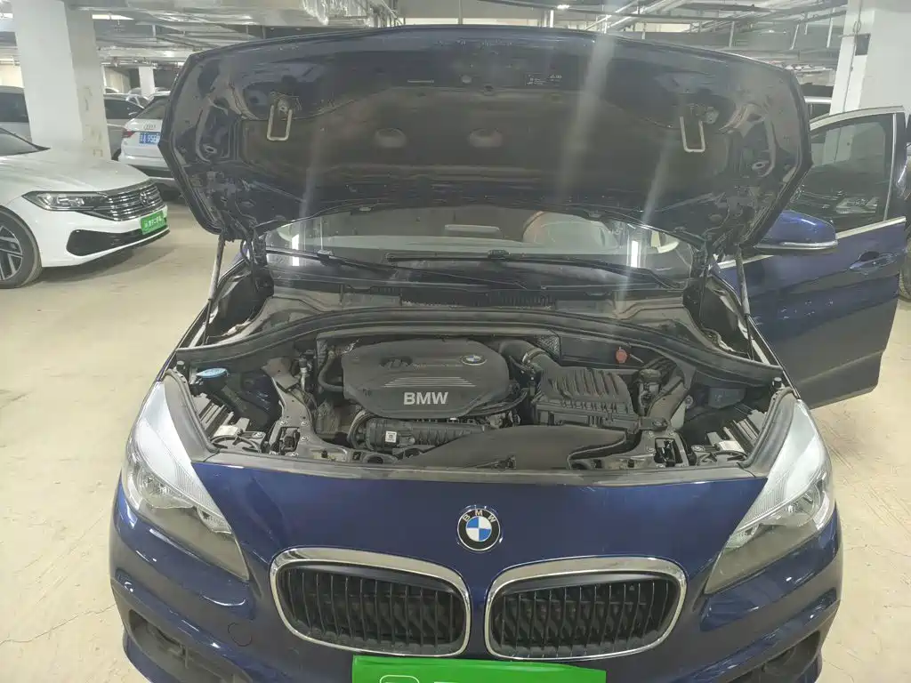 BMW 2 Series Active Tourer — миниатюра 16