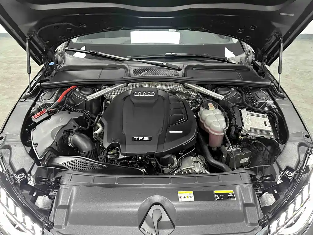 Audi A4L — миниатюра 15