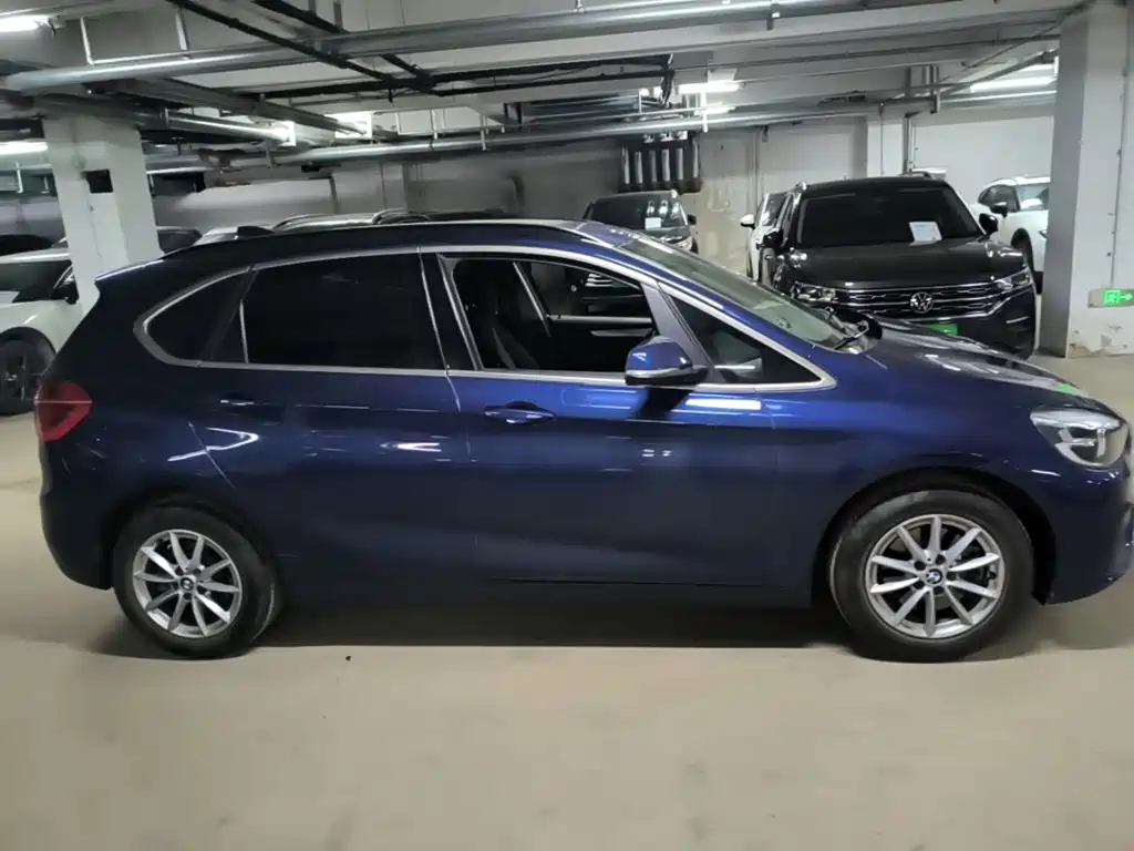 BMW 2 Series Active Tourer — миниатюра 26