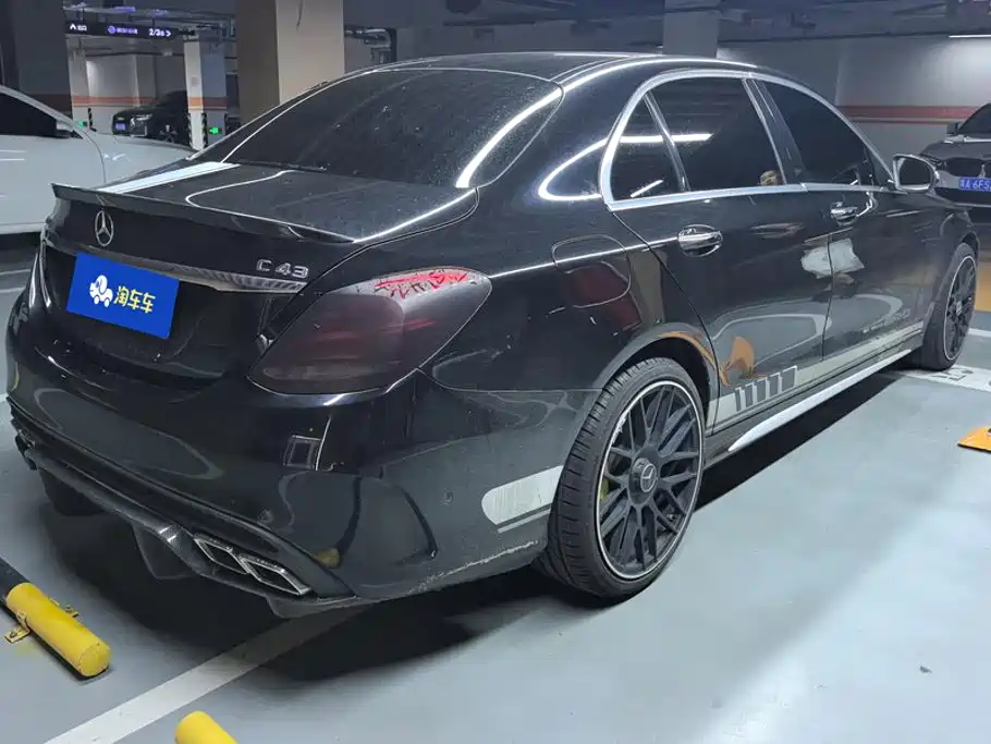 Mercedes-Benz C-Class — миниатюра 3