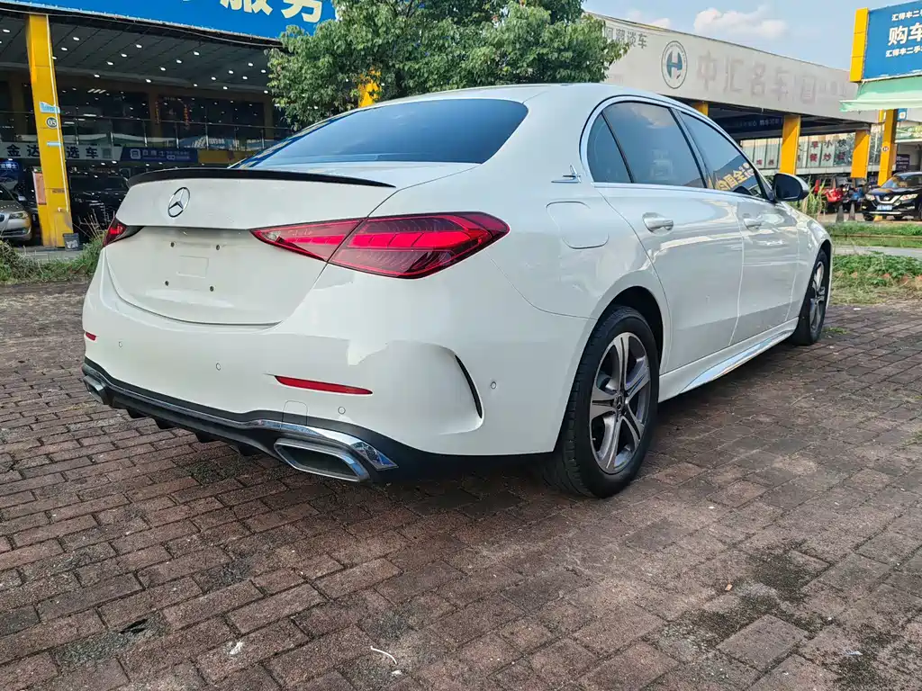 Mercedes-Benz C-Class — миниатюра 7