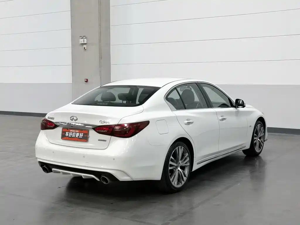 Infiniti Q50L — миниатюра 2