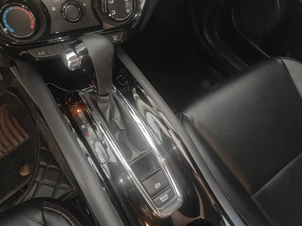 Honda Vezel — миниатюра 14