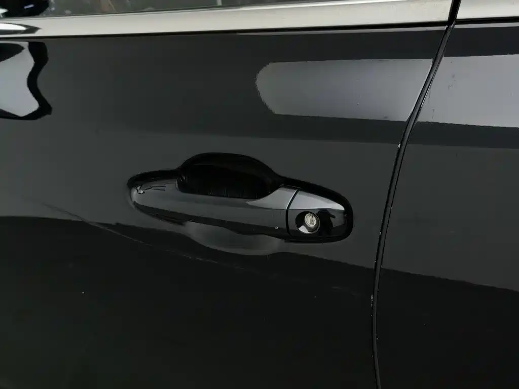 Toyota Highlander — миниатюра 18